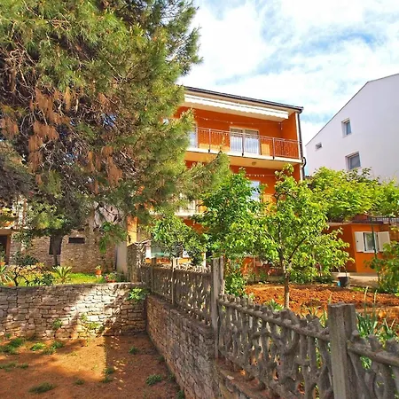 Fuer 4 Personen Ca 36 Qm In Pula, Istrien Istrische Riviera Appartement *